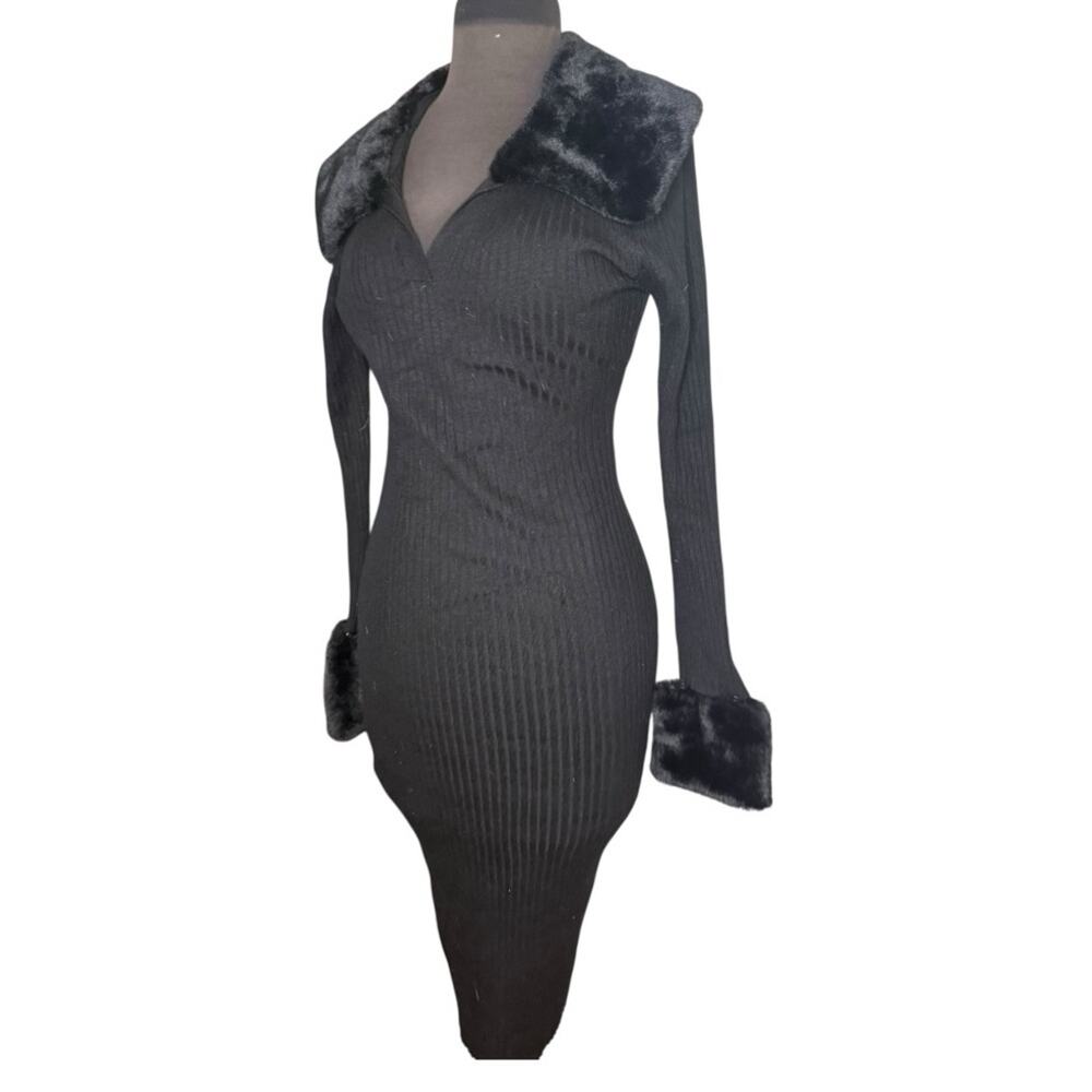 Y2K Ribbed Sweater Faux Fur Trim Midi Dress Size M Mobwife Glam Maximalist Vamp